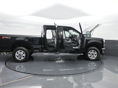 New 2026 Ford F250 XLT w/ XLT Premium Package image 49