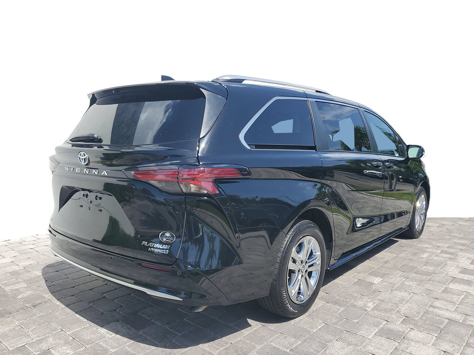 Used 2023 Toyota Sienna Platinum AWD/4WD image 5