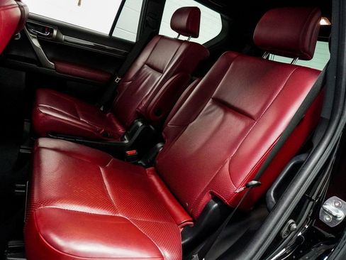 Used 2023 Lexus GX 460 Luxury w/ Sport Design Package AWD/4WD image 8