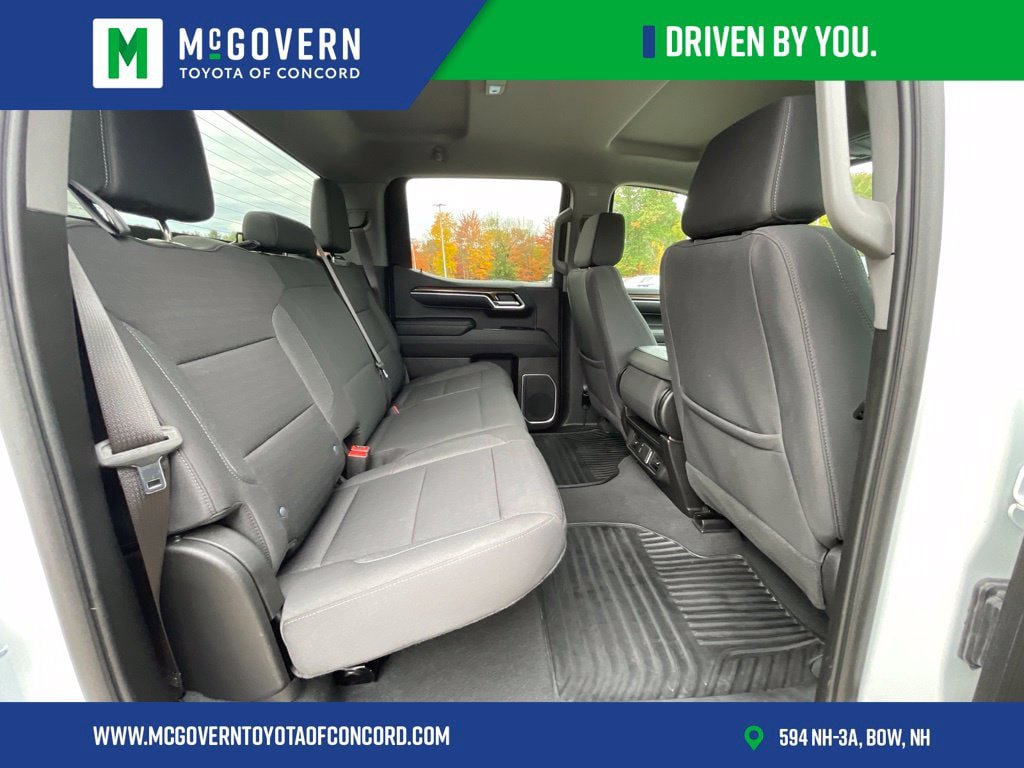 Used 2023 Chevrolet Silverado 1500 LT AWD/4WD image 21
