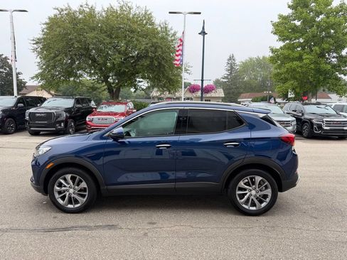 Used 2023 Buick Encore GX Essence w/ Experience Buick Package FWD image 8