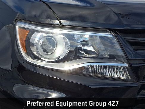 Used 2022 Chevrolet Colorado Z71 w/ Z71 Midnight Edition image 11