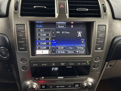 Used 2021 Lexus GX 460 Premium image 23