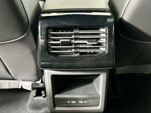 Used 2023 Volkswagen ID.4 2WD image 26