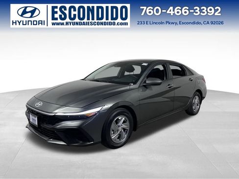 New 2026 Hyundai Elantra SE image 1