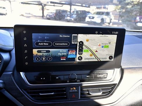 Used 2024 Nissan Altima 2.5 SV w/ SV Premium Package image 34