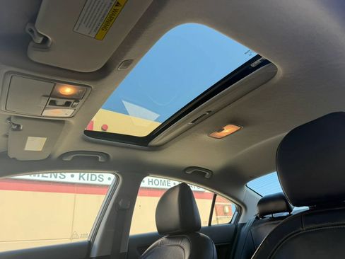 Used 2015 Kia Forte EX w/ Premium Package FWD image 12