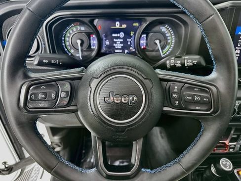 Used 2024 Jeep Wrangler Unlimited Rubicon 4xe w/ Technology Group AWD/4WD image 22