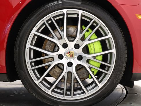 Used 2023 Porsche Panamera 4 Platinum Edition image 89