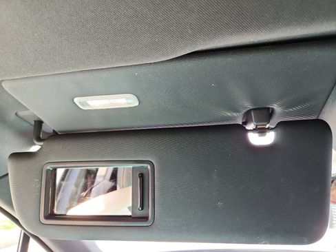 Certified 2020 Porsche Cayenne image 33