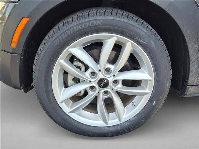 Used 2012 MINI Cooper Countryman FWD image 9