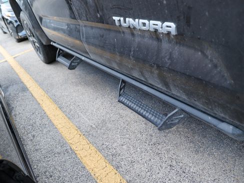 Used 2024 Toyota Tundra Limited AWD/4WD image 13