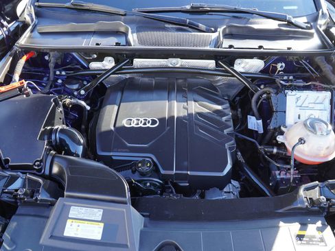 Used 2022 Audi Q5 2.0T Premium Plus w/ Premium Plus Package image 11