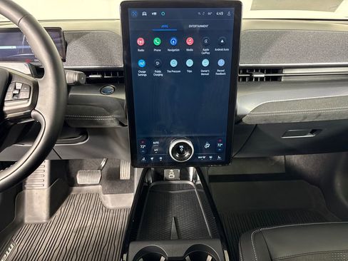 Certified 2025 Ford Mustang Mach-E GT image 33