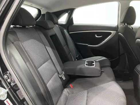 Used 2016 Hyundai Elantra GT w/ Option Group 02 image 31