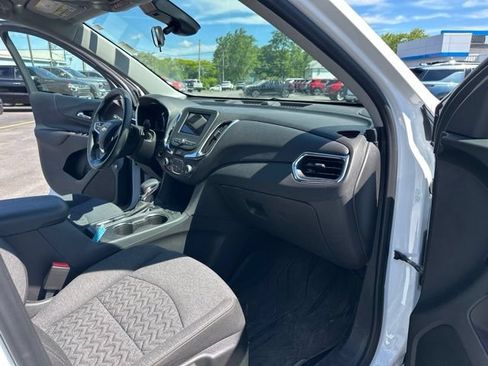 Used 2024 Chevrolet Equinox LT w/ LPO, Floor Liner Package AWD/4WD image 16