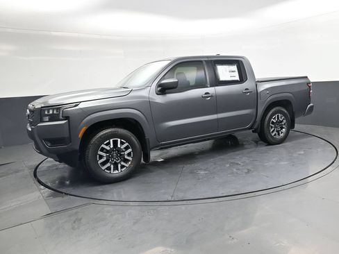 Certified 2026 Nissan Frontier SV w/ SV Convenience Package RWD image 13