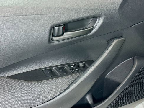 Certified 2025 Toyota Corolla LE FWD image 17