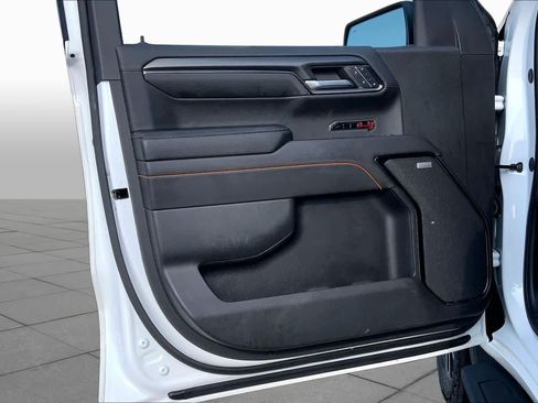 Used 2024 GMC Sierra 1500 AT4 w/ AT4 Premium Package AWD/4WD image 22
