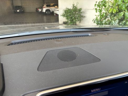 Used 2025 Nissan Altima 2.5 SV FWD image 17