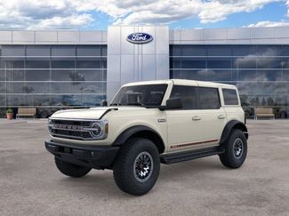New 2026 Ford Bronco Outer Banks w/ Sasquatch Package AWD/4WD video 1