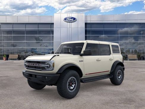 New 2026 Ford Bronco Outer Banks w/ Sasquatch Package AWD/4WD image 1
