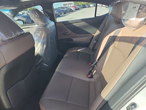 New 2025 Lexus ES 350 w/ Premium Package FWD image 23