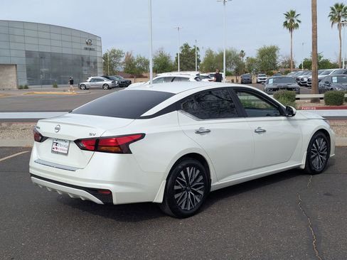 Certified 2023 Nissan Altima 2.5 SV image 8
