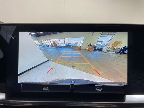 Certified 2022 GMC Sierra 1500 Elevation w/ LPO, Elevation Black Package image 17