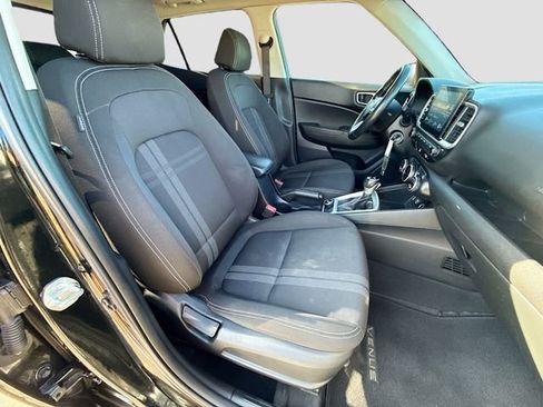 Used 2023 Hyundai Venue SEL w/ Cargo Package FWD image 26