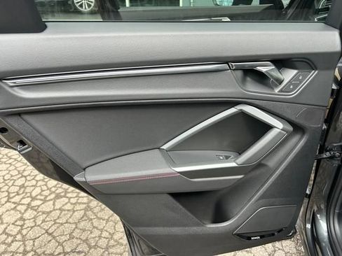 Used 2025 Audi Q3 2.0T Premium Plus w/ Premium Plus Package image 11