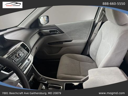Used 2013 Honda Accord LX image 16