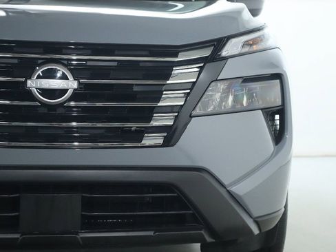 Certified 2026 Nissan Rogue SV w/ Cold Weather Package image 8