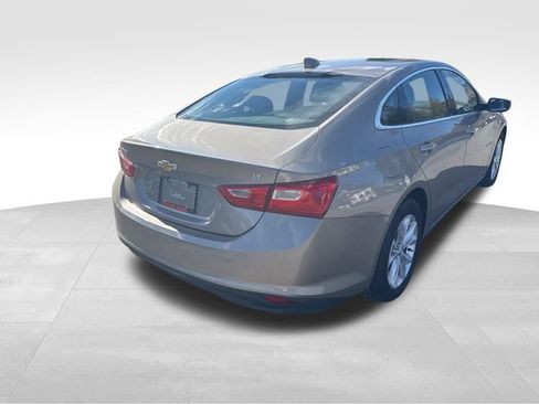 Used 2023 Chevrolet Malibu LT image 5