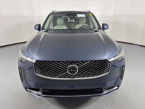 New 2026 Volvo XC90 T8 Ultra w/ Protection Package AWD/4WD image 3