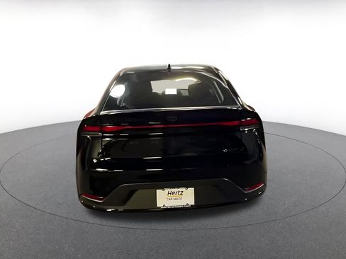 Used 2025 Toyota Prius LE image 16