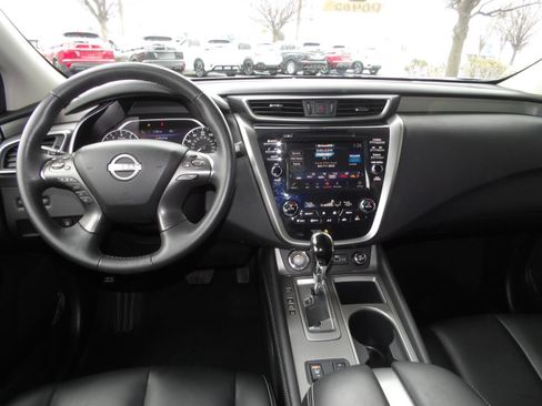 Certified 2023 Nissan Murano SV w/ SV Midnight Edition Package image 16