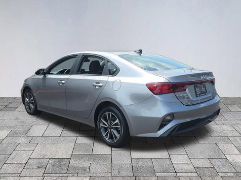 Used 2024 Kia Forte LXS FWD image 5