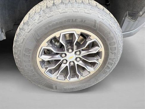 Used 2018 Chevrolet Colorado ZR2 AWD/4WD image 16