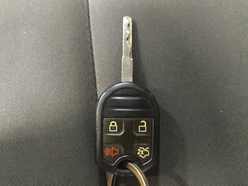 Used 2016 Ford Fiesta SE w/ Equipment Group 201A FWD image 32