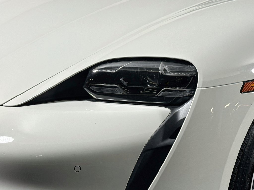 Certified 2021 Porsche Taycan 4S AWD/4WD image 26