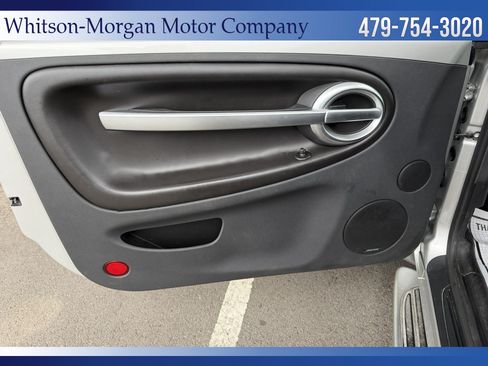 Used 2005 Chevrolet SSR w/ Preferred Equipment Group RWD image 14