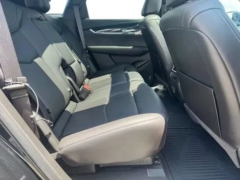 Used 2021 Cadillac XT5 Premium Luxury AWD/4WD image 17