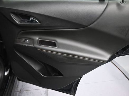 Used 2020 Chevrolet Equinox Premier FWD image 15