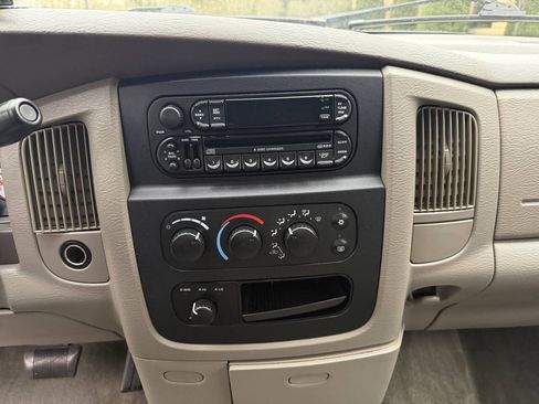 Used 2004 Dodge Ram 1500 Truck SLT w/ Big Horn Quad Cab Value Group AWD/4WD image 19