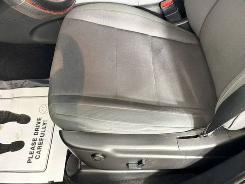 Used 2011 Jeep Grand Cherokee Laredo image 18