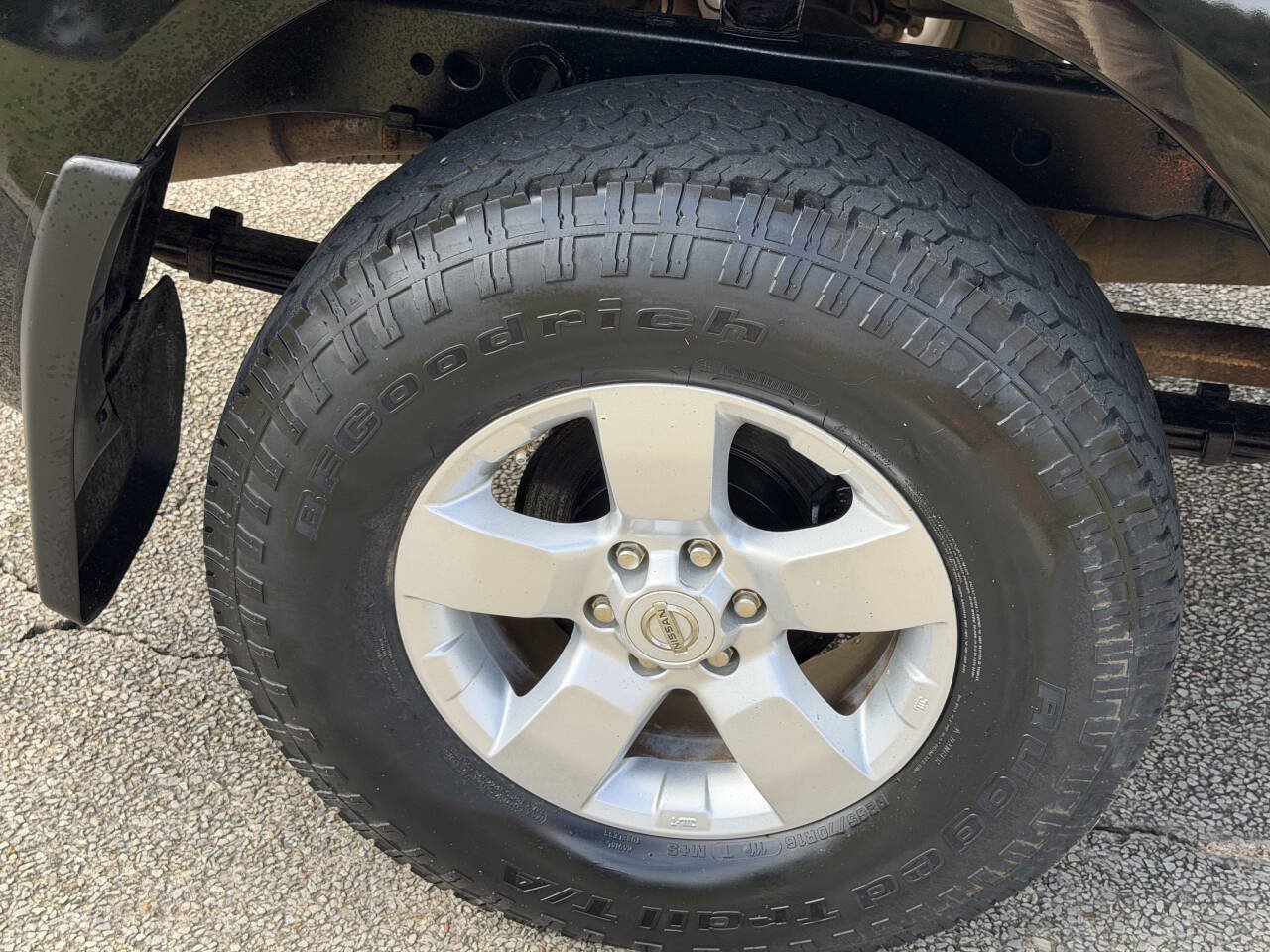 Used 2012 Nissan Frontier SV AWD/4WD image 27
