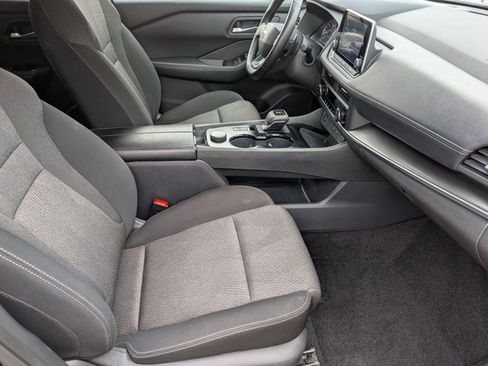 Used 2025 Nissan Rogue SV AWD/4WD image 20