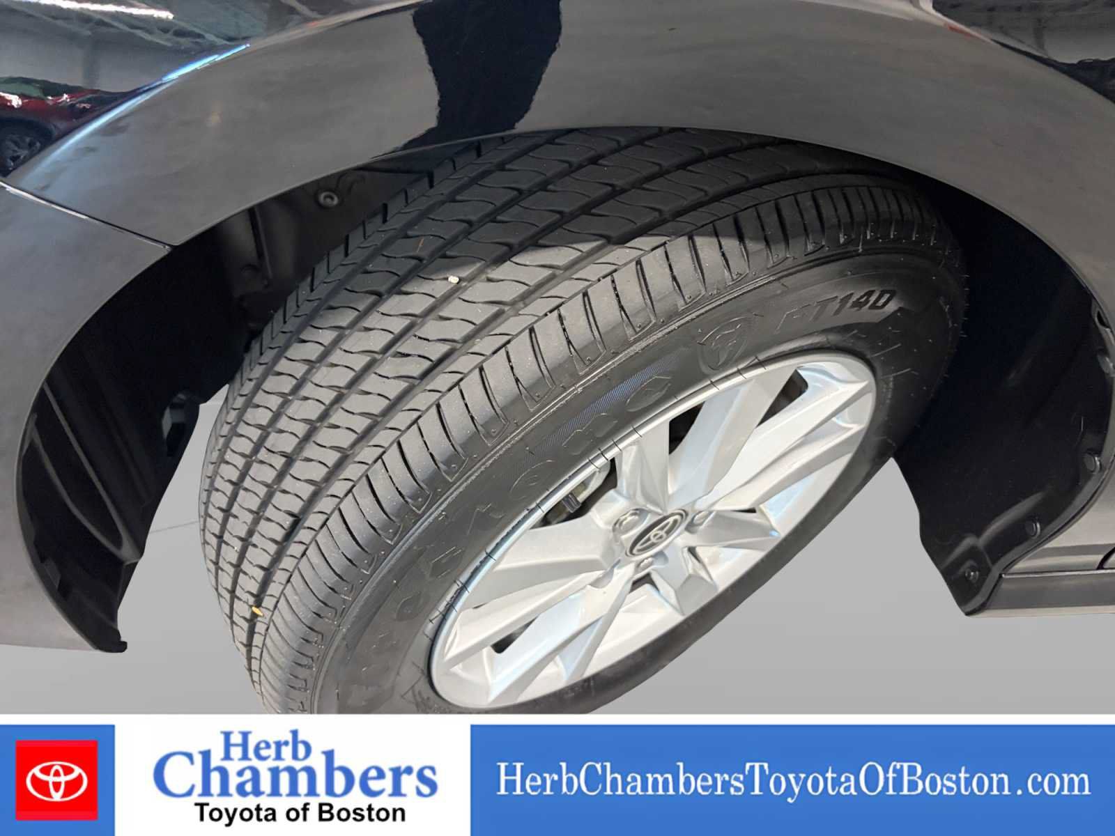 Used 2025 Toyota Camry LE AWD/4WD image 18