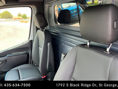 Used 2026 Mercedes-Benz Sprinter 2500 image 13